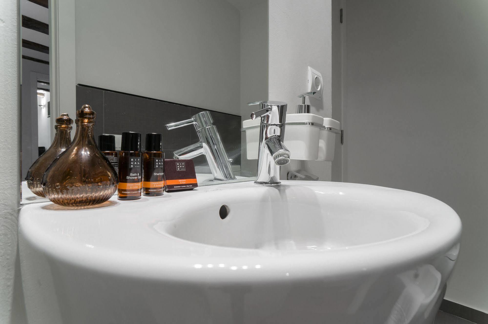Kirei Apartment Sombrereria Valencia Ngoại thất bức ảnh