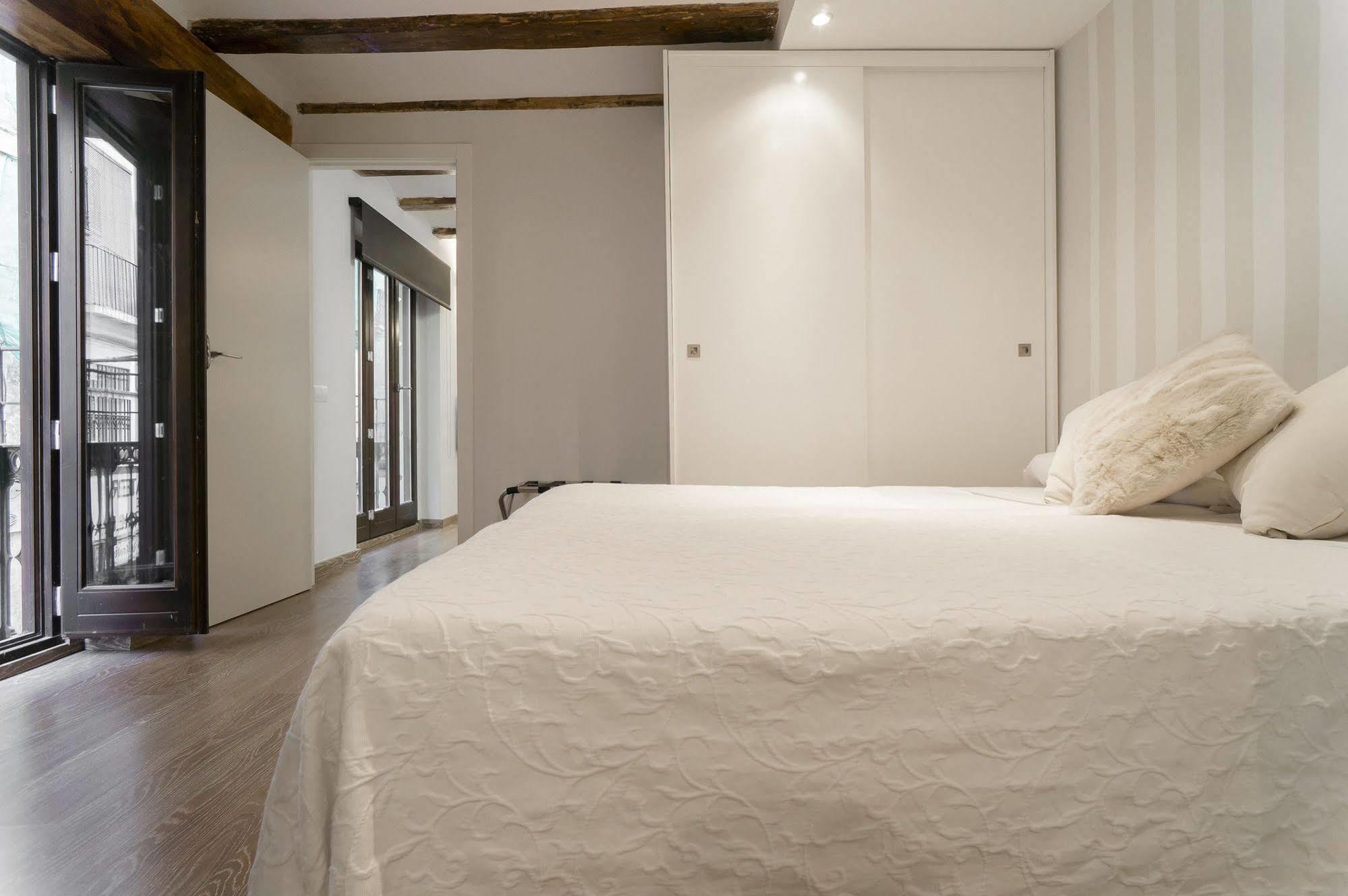 Kirei Apartment Sombrereria Valencia Ngoại thất bức ảnh